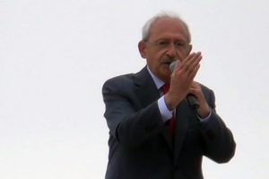 "T&uuml;rkiye'nin huzuru ve refahı i&ccedil;in oy verin"