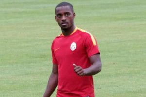 Lionel Carole, Benfica'ya yetişmiyor!