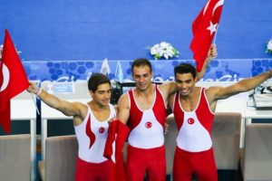T&uuml;rk cimnastik&ccedil;iler olimpiyat yolunda