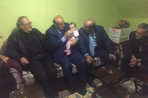 Başkan Sargın İznik'in en k&uuml;&ccedil;&uuml;k hacısını ziyaret etti