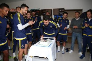 Volkan Demirel'e sürpriz doğum günü