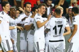 Beşiktaş'ta herkesin y&uuml;z&uuml; g&uuml;l&uuml;yor