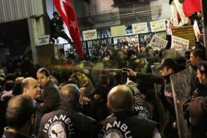Koza-İpek Grubu'na ait medya şirketlerine kayyumun girişi dış basında