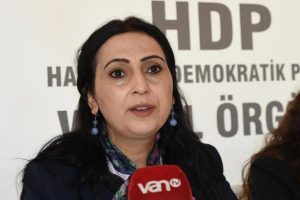 "&Uuml;lke korsan bir h&uuml;k&uuml;met tarafından y&ouml;netiliyor"
