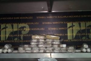 İstanbul'da zehir tacirlerine b&uuml;y&uuml;k darbe