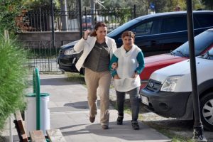 Bursa'da zehir taciri kadının &ccedil;antasından bin 800 adet uyuşturucu hap &ccedil;ıktı!