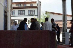 Camideki ş&uuml;pheli &ouml;l&uuml;m&uuml;n altından kan donduran cinayet &ccedil;ıktı