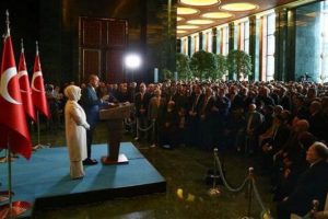 Erdoğan'dan 'valsli 29 Ekim kutlaması' eleştirisi