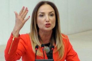 CHP'li Aylin Nazlıaka'dan İbrahim Hacıosmanoğlu'na sert yanıt: Yesinler onun adamlığını