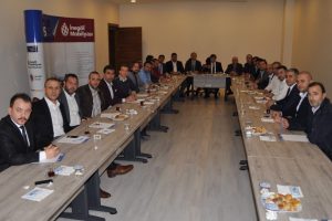 Bursalı mobilyacılardan 500 otomobil s&ouml;z&uuml;