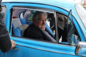 Jose Mujica: "Siyaset para biriktirmek i&ccedil;in değildir"