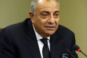 Ak Parti'ye nasıl ge&ccedil;tiğini anlattı
