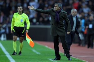 Şenol G&uuml;neş: 2 puan kaybettiğimiz i&ccedil;in &uuml;zg&uuml;n&uuml;z