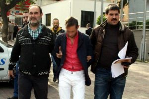 Bursa'da makaslı kapka&ccedil;&ccedil;ı tutuklandı