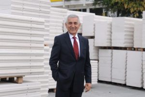 Yasal gecikmeler nedeniyle y&uuml;zde 20 enerji boşa gidiyor