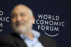 Nobel &ouml;d&uuml;ll&uuml; ekonomistten faiz a&ccedil;ıklaması