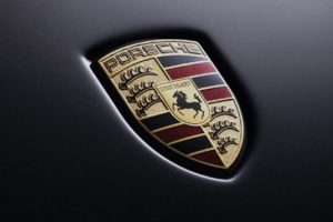 Porsche 60 bin otomobili geri &ccedil;ağırdı