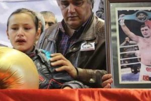 Sinan Şamil Sam son yolculuğuna uğurlanıyor!