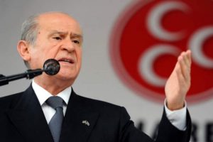 Bah&ccedil;eli'den zehir zemberek s&ouml;zler