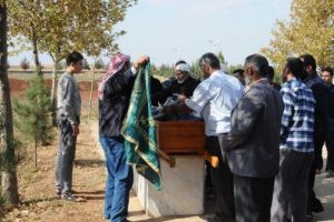 Suriyeli gazeteciler cinayetini 3 ayakkabı izi &ccedil;&ouml;zecek
