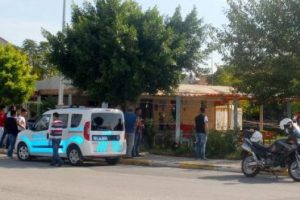 Tartıştığı kafe işletmecisini &ouml;ld&uuml;rd&uuml;