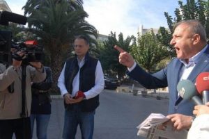 Oktay Vural TRT muhabirlerini kovdu