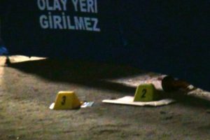 Muhtar dehşet sa&ccedil;tı: &Ouml;l&uuml; ve yaralılar var
