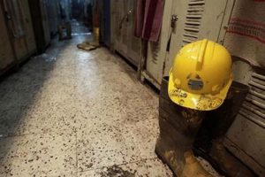 150 metre y&uuml;ksekten d&uuml;şen maden iş&ccedil;isi hayatını kaybetti