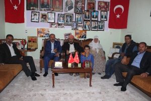 K&ouml;y evi g&ouml;renleri b&uuml;y&uuml;l&uuml;yor