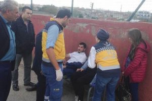 Sandık başındaki kavgaya biber gazlı m&uuml;dahale