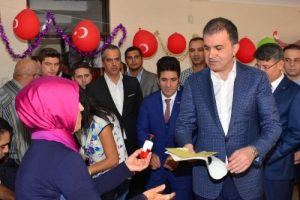 Adana'da yaz sıcaklığında se&ccedil;im