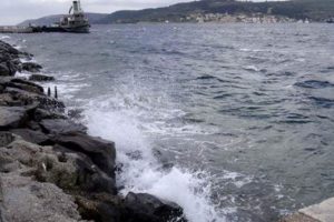 G&ouml;k&ccedil;eada'ya giden pazarcılar oy kullanamadı