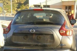 Se&ccedil;im g&uuml;n&uuml; yine plakasız ara&ccedil;lar ortaya &ccedil;ıktı