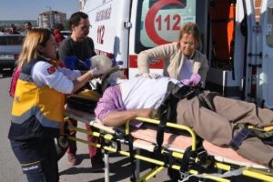 Direksiyonda kalp krizi ge&ccedil;iren s&uuml;r&uuml;c&uuml; &ouml;ld&uuml;