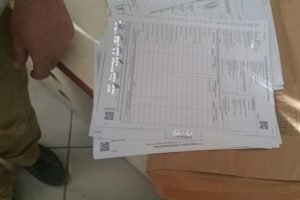 Bursa'da sandıklar a&ccedil;ılmadan ıslak imzalı tutanaklar ele ge&ccedil;irildi!