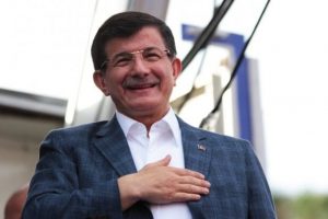 Davutoğlu'nun oy kullandığı sandıkta sonu&ccedil; belli oldu