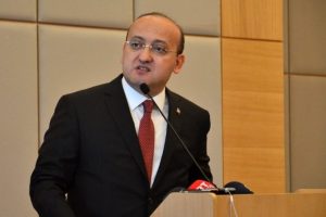 Top&ccedil;u: Siyasi istiklal savaşını kazandık