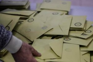 Artvin'de AK Parti ve CHP 1'er vekillik kazandı