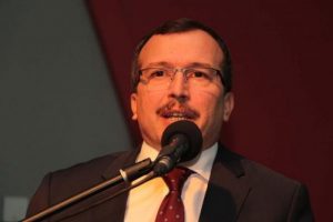 Manisa'da Ak Parti 4, CHP 3, MHP 2 milletvekili kazandı