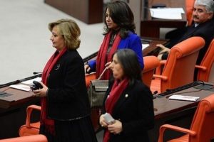 Meclis'te kadın vekil sayısı 82'ye d&uuml;şt&uuml;