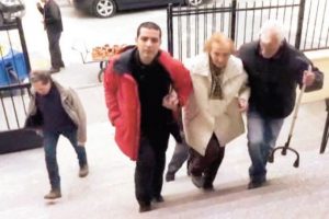 90'ında oy kullandı 'İnşallah bu zahmetime değer' dedi
