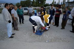 Bu defa yaya arabaya &ccedil;arptı