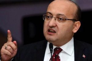 Akdoğan'dan se&ccedil;im yorumu: Treni ka&ccedil;ırdılar