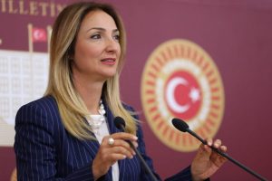 CHP'li Nazlıaka'dan şaşırtan paylaşım