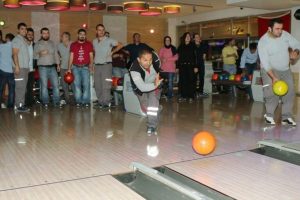 Bursagaz &ccedil;alışanları bowling turnuvasında kıyasıya yarıştı