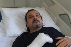 &Ccedil;anakkale'de hasta tarafından darp edilen doktor konuşu