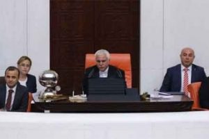 MHP'ye bir şok daha: O g&ouml;rev artık HDP'nin