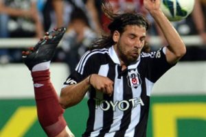 Olcay Şahan sahaya &ccedil;ıkmayı bekliyor