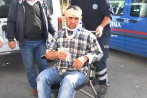Otomobil dereye u&ccedil;tu: 5 yaralı