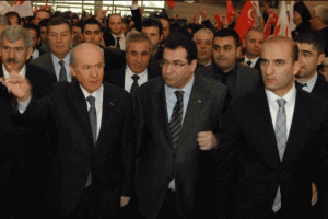 &Uuml;lk&uuml; Ocakları'nın &ccedil;ıkışı MHP'yi karıştırdı